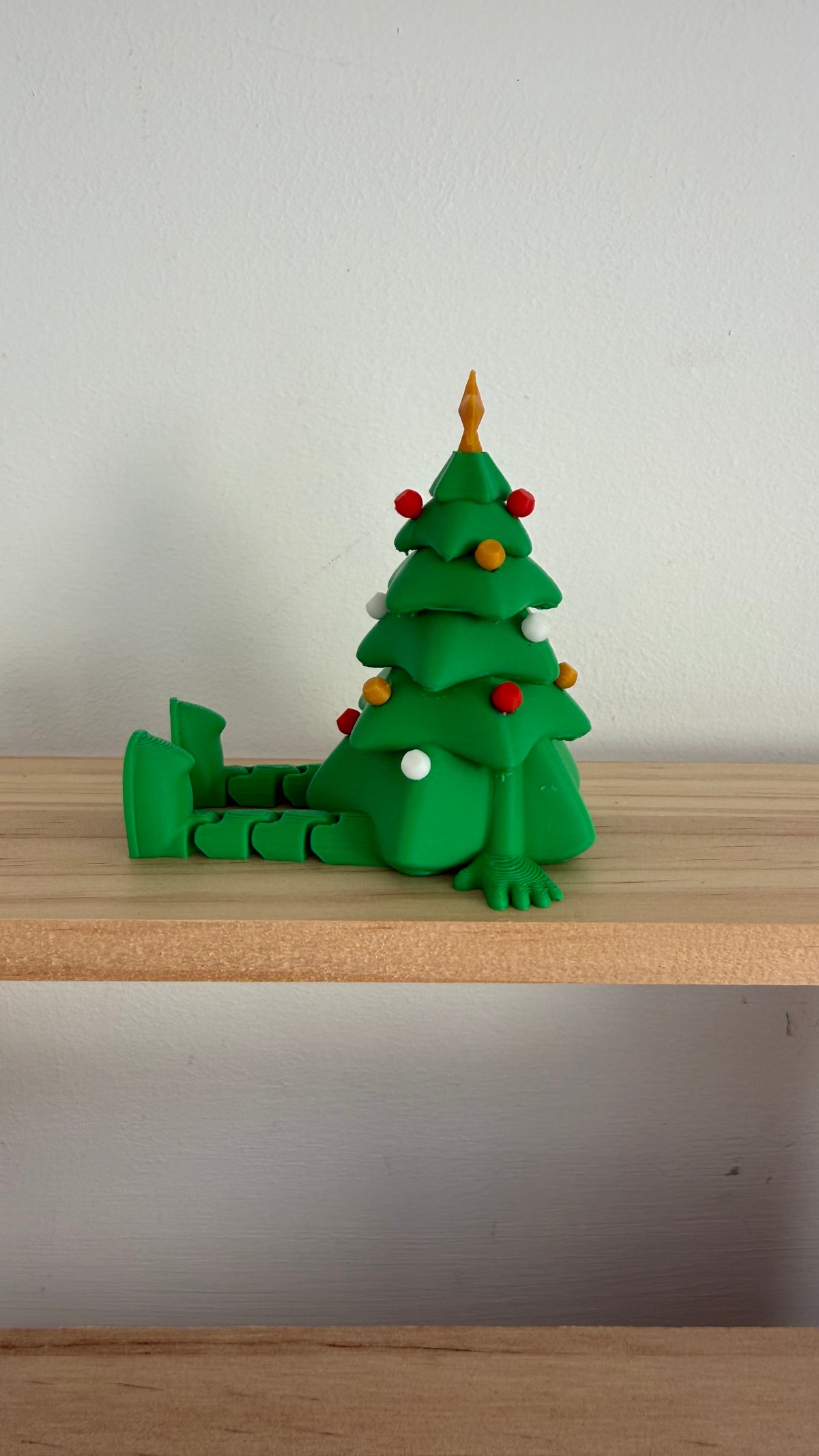 Christmas Green Tree Shelf Sitter, Dangly Legs