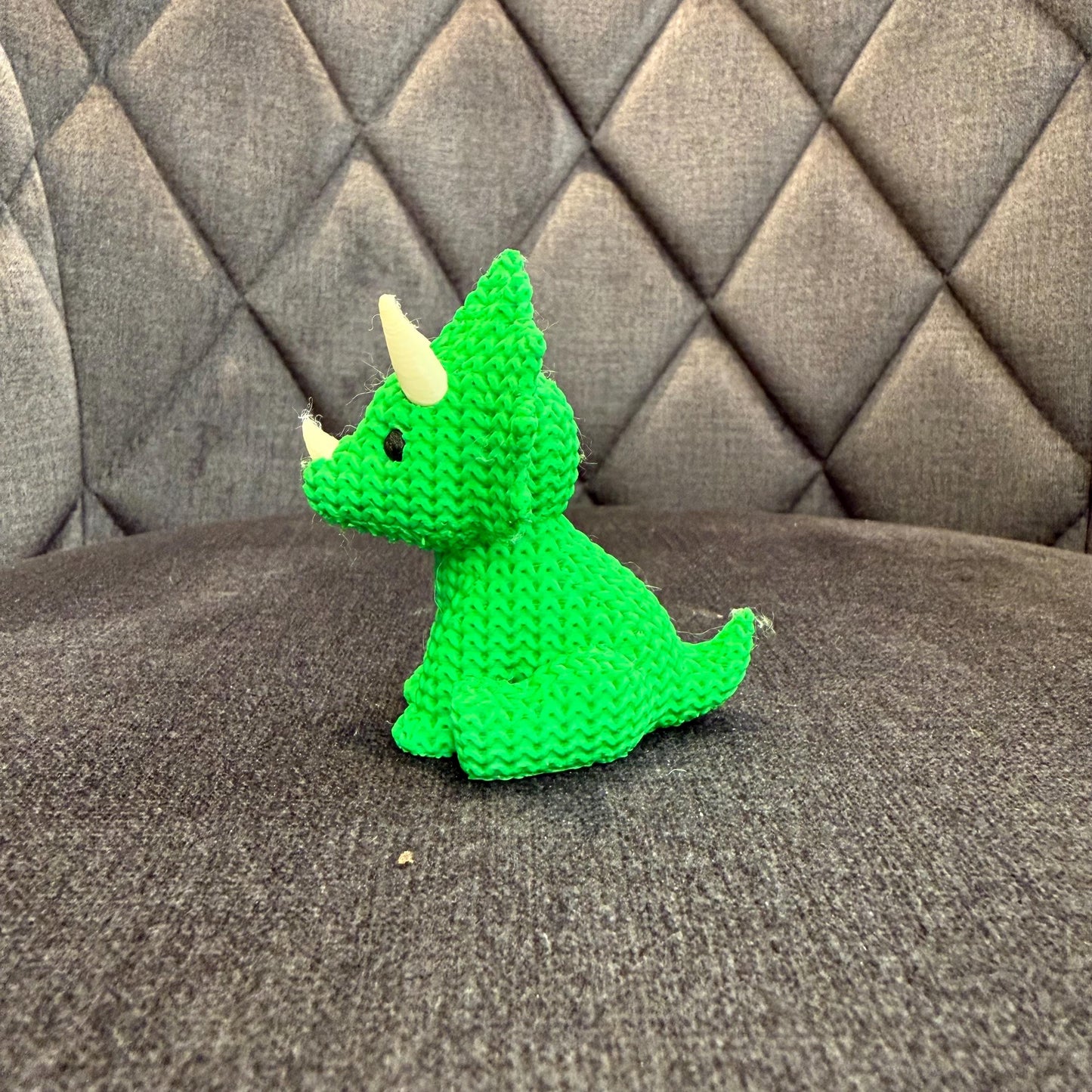 Triceratops Dinosaur – Figurine – Mini Collectible Ornament Gift