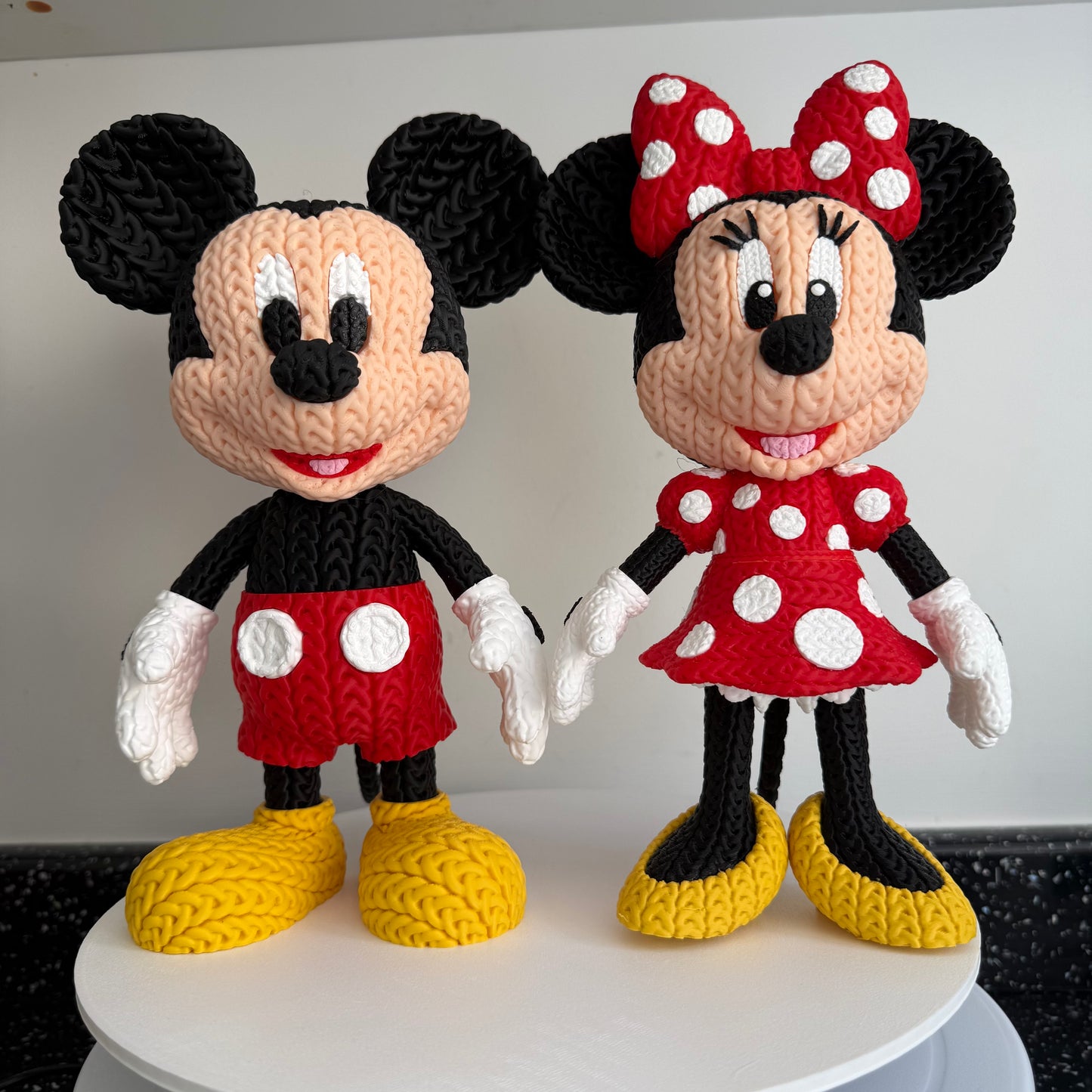 Mickey & Mini Mouse 23cm