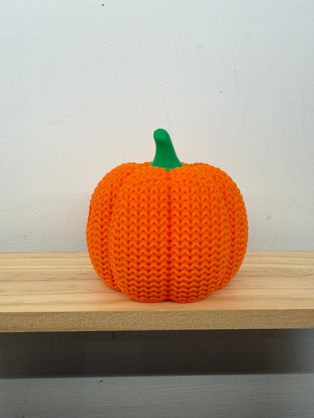 Pumpkin LED Tealight Holder – Cosy Halloween & Autumn Decor