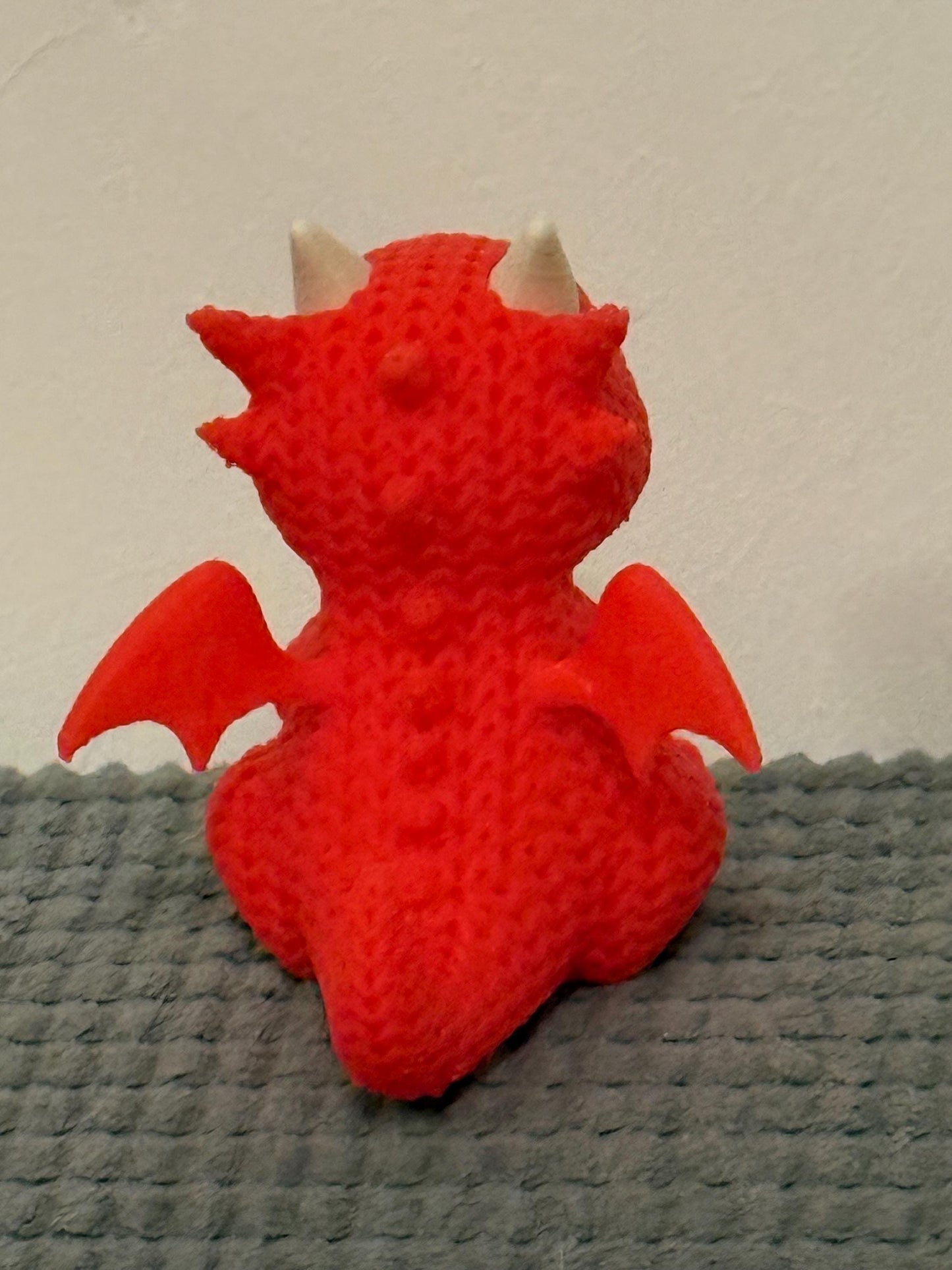 3D Printed Knitted Dragon Figurine: Collectible Ornament Gift