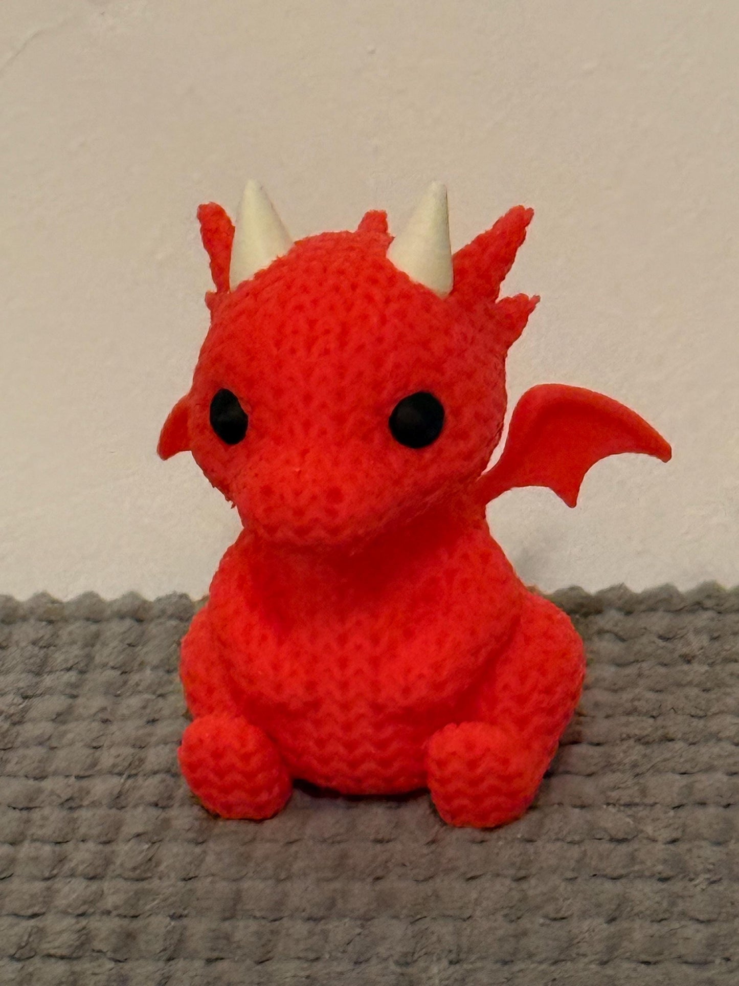 3D Printed Knitted Dragon Figurine: Collectible Ornament Gift
