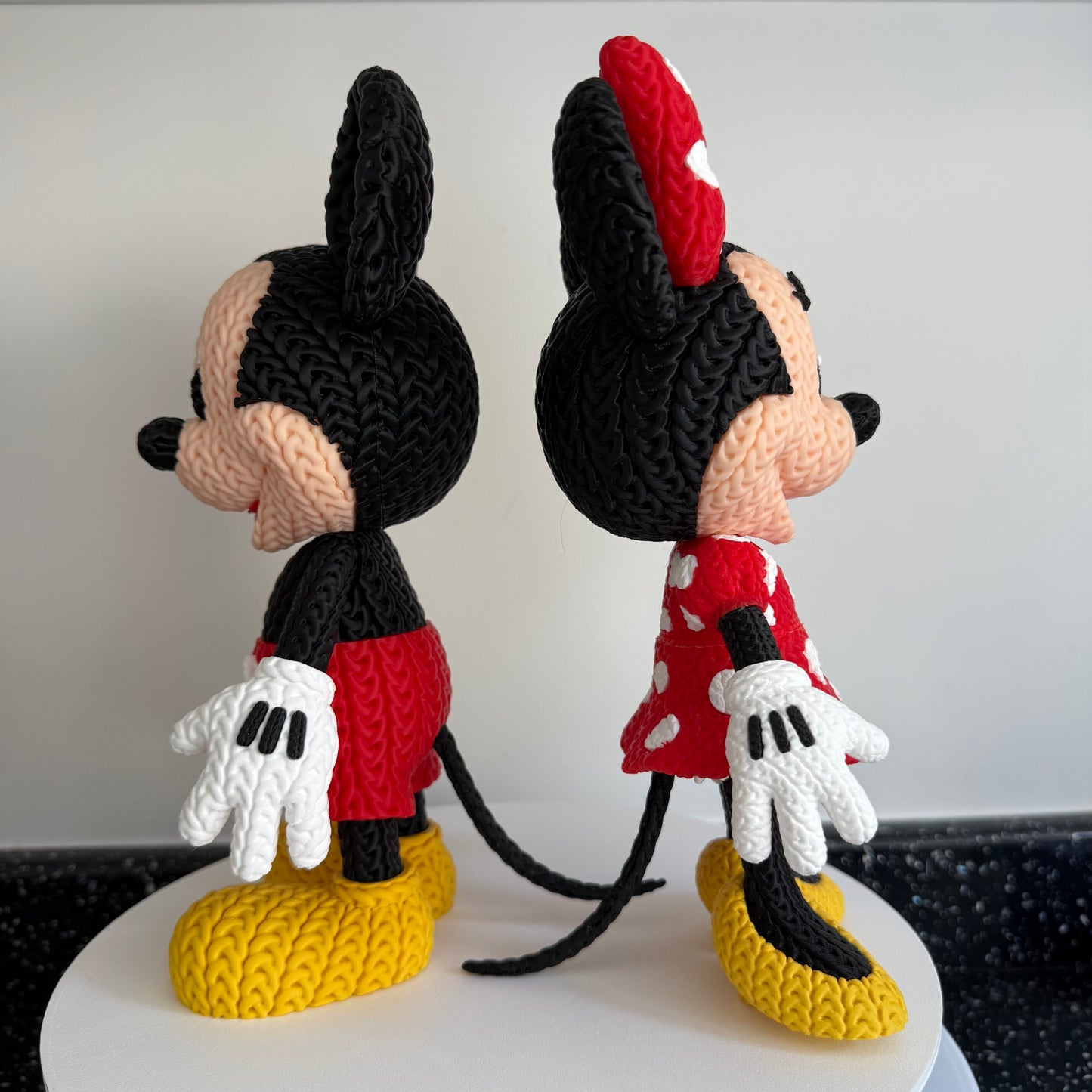 Mickey & Mini Mouse 23cm