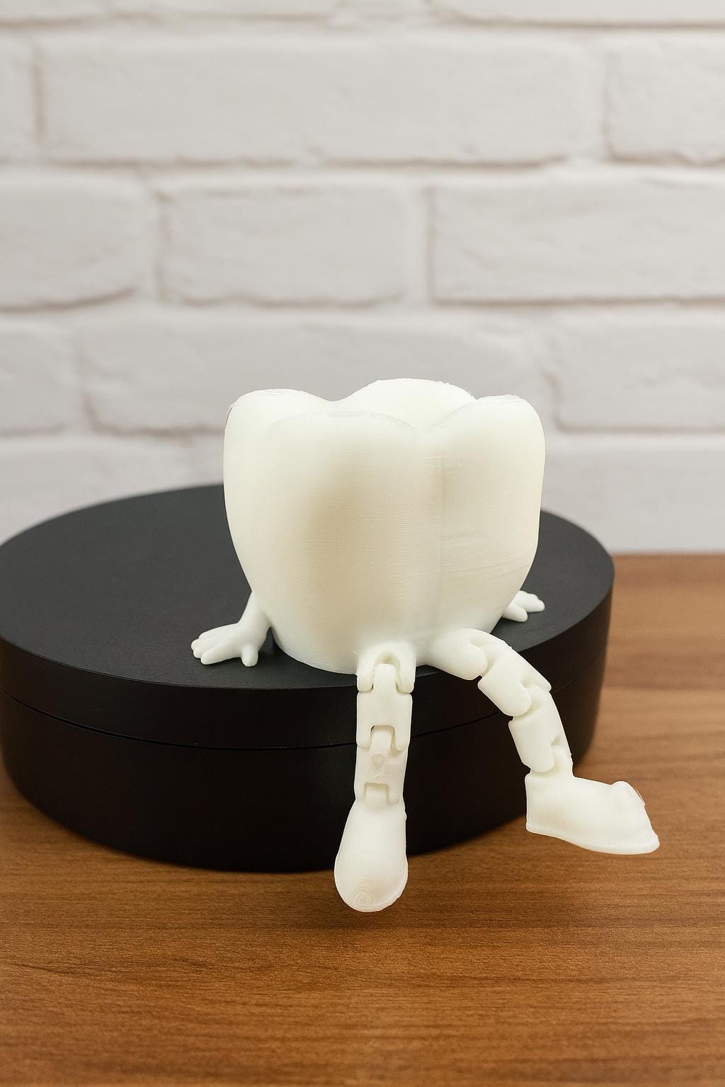 Articulated Tooth Shelf / Computer Monitor Sitter  | 3D Printed Ornament