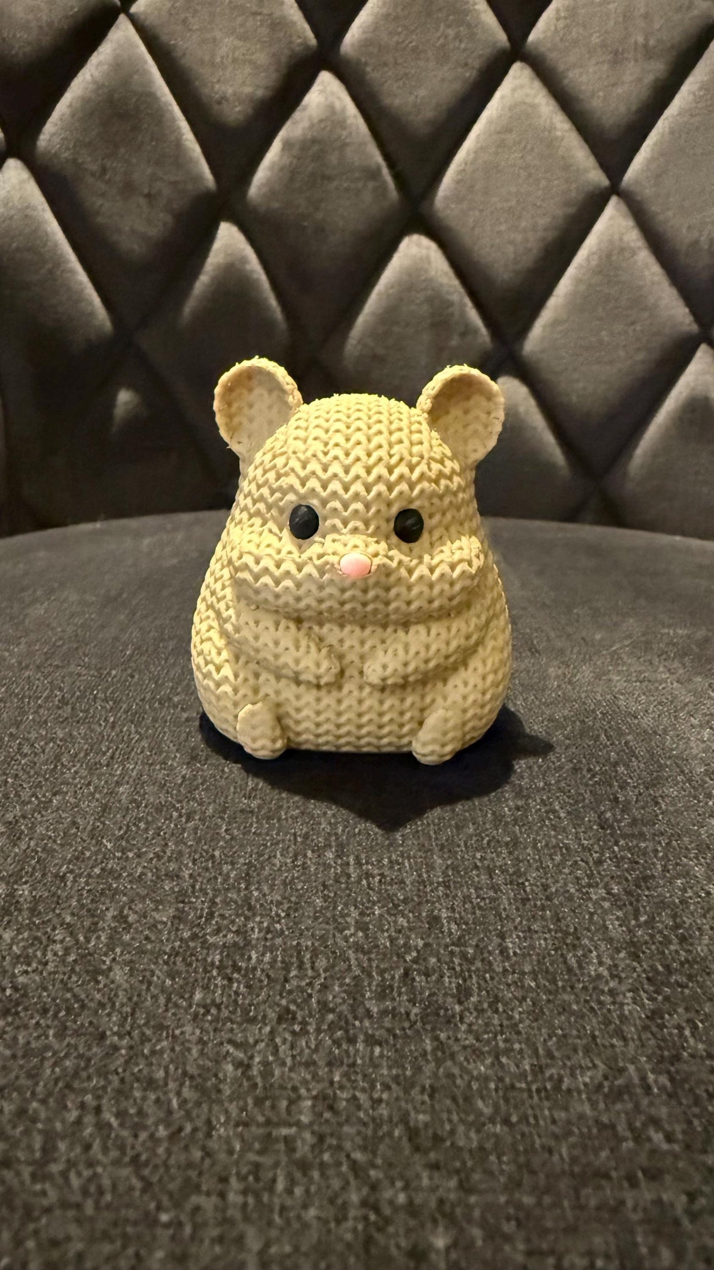 3D Printed Hamster Figurine: Collectible Ornament Gift